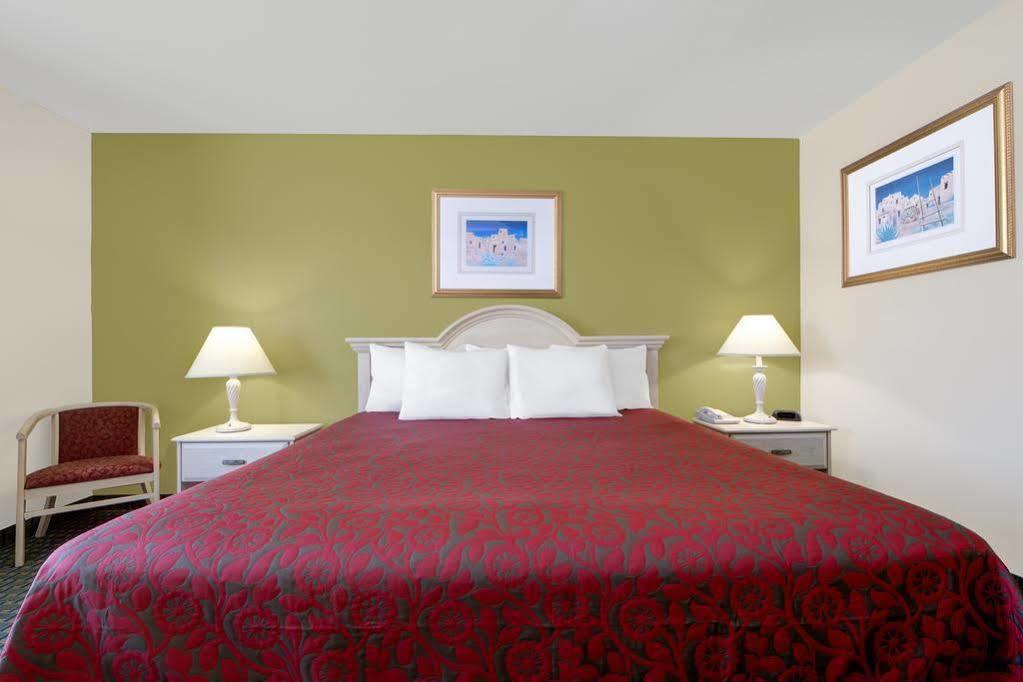 Quality Inn & Suites Clayton, Nm Eksteriør billede